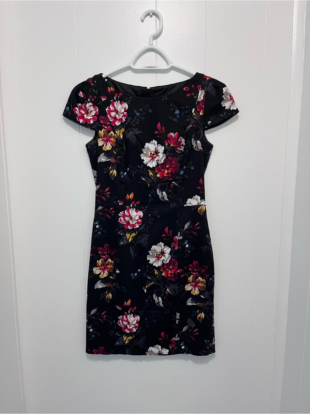 French Connection Gardini Black Floral Sheath Dress